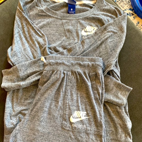 Nike Pants - Nike suit.